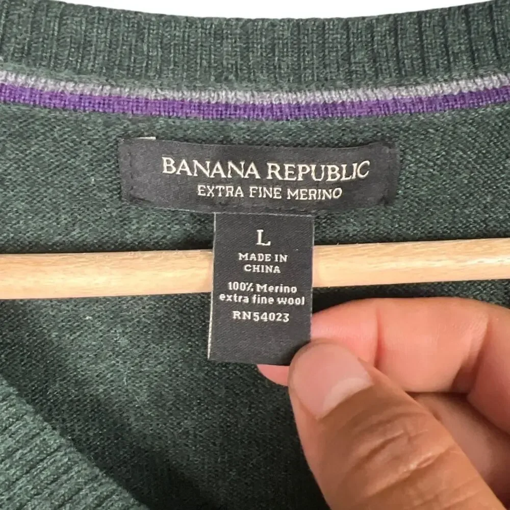 Banana Republic Pulllover Green Sweater Size Large Extra Fine Merino